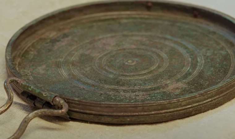 Arkeologlar binlerce yıllık makyaj aksesuarı bulundu: Büyük İskender'in ordusundaydı...