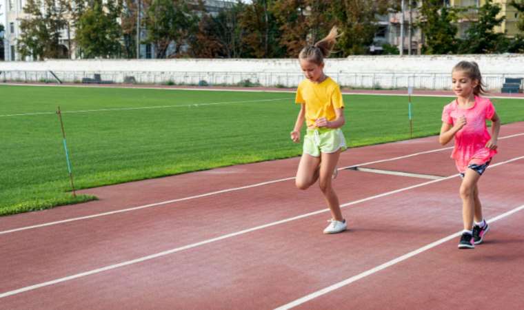 Ebeveynler dikkat: Çocuklarınızı spor öncesi kardiyoloji muayenesine götürün!