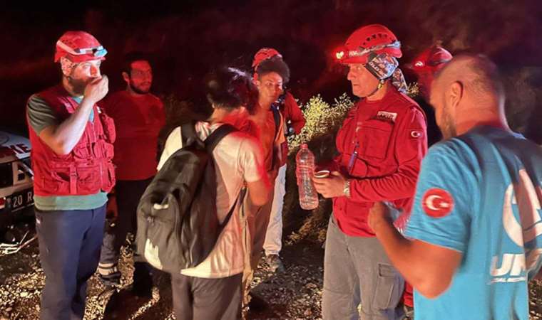 Denizli'de ormanda kaybolan 6 kişi, 10 saat sonra bulundu