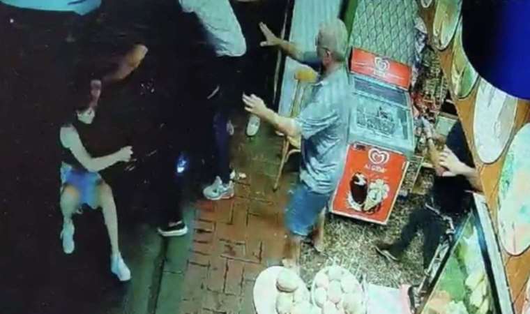 Taksim’de ‘yol isteme’ kavgası: Otomatik silahla vurdu!