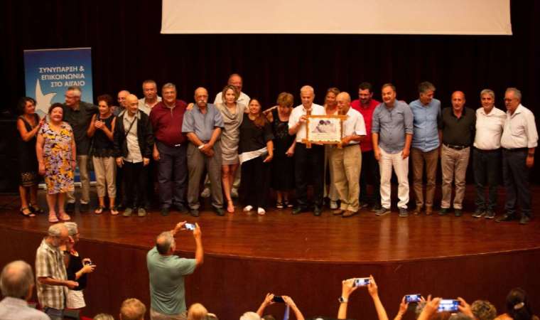 Komünist Osman, Midilli'de ayakta alkışlandı