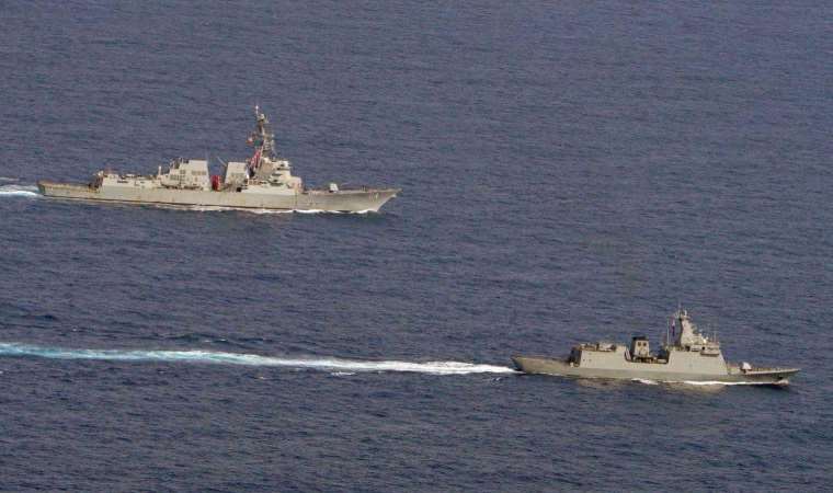 Güney Çin Denizi'nde tansiyon yükseltecek adım: ABD ve Filipinler, ortak devriye düzenledi