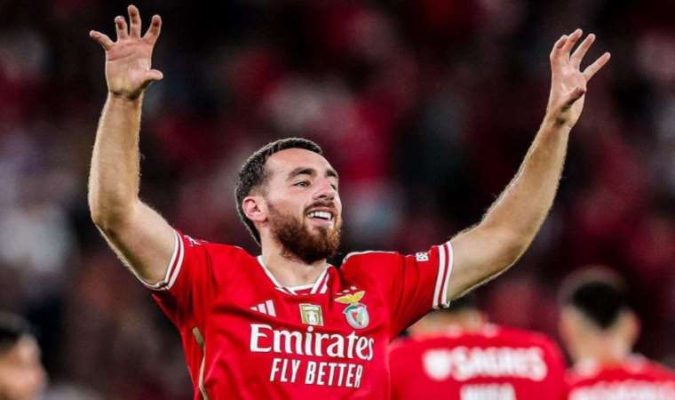 Milli futbolcu Orkun Kökçü'ye Hollanda'da büyük onur!