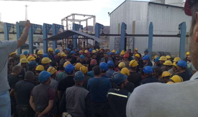 Açlık grevi bitti, oturma eylemi başladı