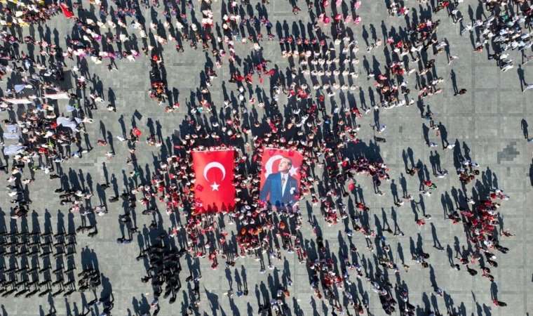 ​İzmir’de 101. kurtuluş yıldönümü coşkusu