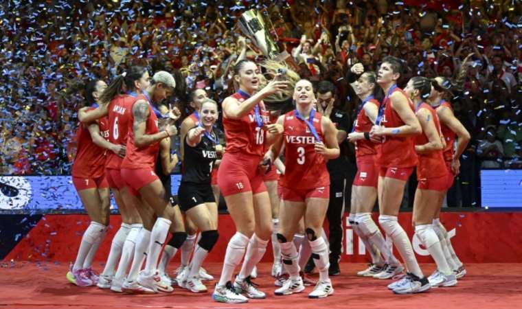 2 şampiyonluğun ardından çıta yükseldi