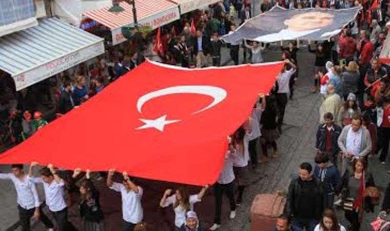 Çeşme ve Alaçatı’da “Kurtuluş” coşkusu