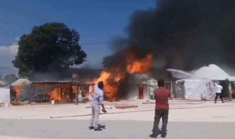 Kahramanmaraş'ta depremzedelerin kaldığı çadırda patlama!