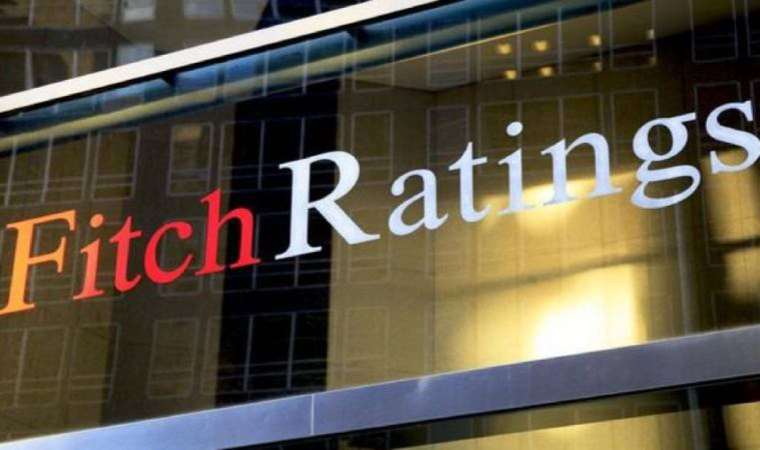 Fitch Türkiye'nin not görünümünü 'durağan'a çıkardı