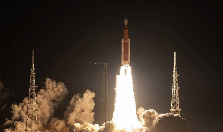 Eski başkanların DNA’ları uzayda kayboldu