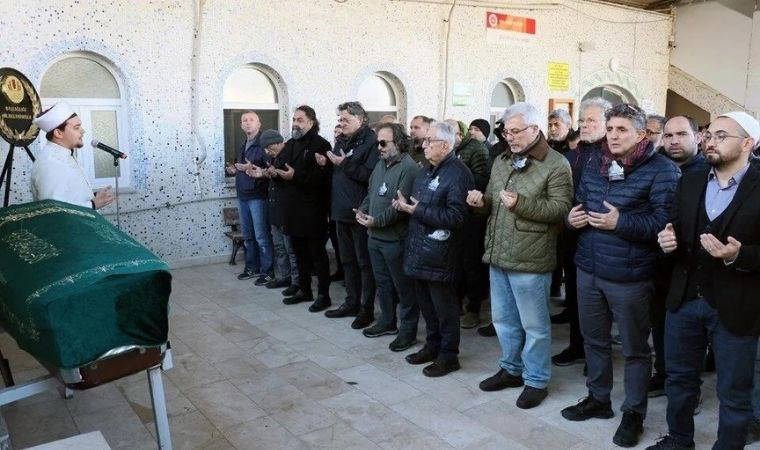 Şair Süreyya Berfe son yolculuğuna uğurlandı