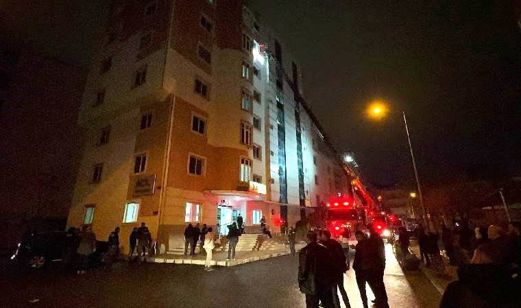 Hastanede panik anları... Kaldığı odayı ateşe verdi!