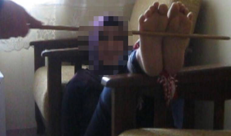 Para karşılığı anlaştığı kadınları falakaya yatırmıştı: Kargocunun cezasına indirim