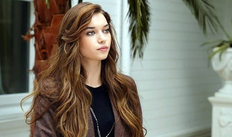 Afra Saraçoğlu canlandırdığı Seyran karakteri hakkında konuştu: 'Çok mutluyum'