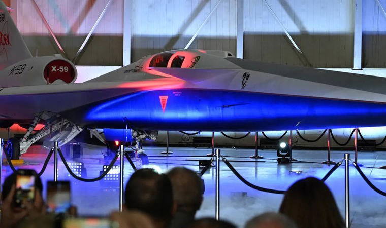 NASA'nın yeni 'sessiz süpersonik jeti' tanıtıldı