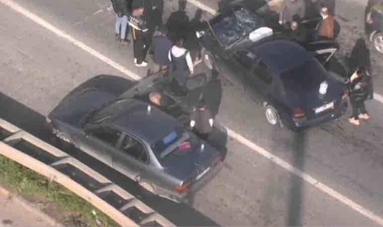 Büyükçekmece'de zincirleme kaza: 10 kişi yaralandı