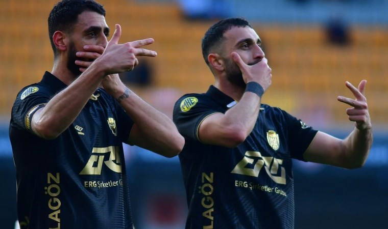 Karar açıklandı: PFDK'den 2 futbolcuya men!