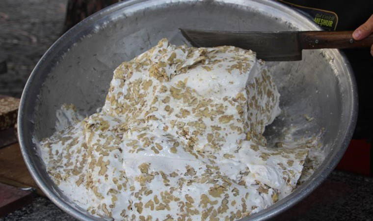 Ordu’nun coğrafi lezzeti: Vücudu sıcak tutması ile meşhur! Odun ateşinde 3 günde hazırlanıyor...