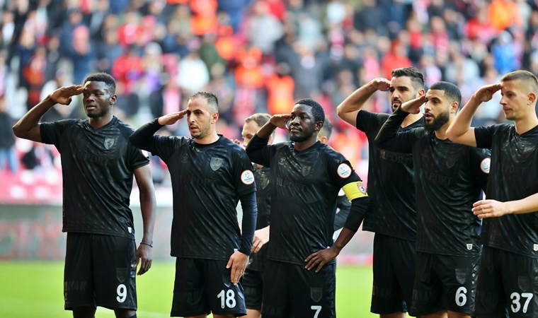 İsviçre Federal Mahkemesi'nden Samsunspor'a müjde: Transfer yasağı durduruldu