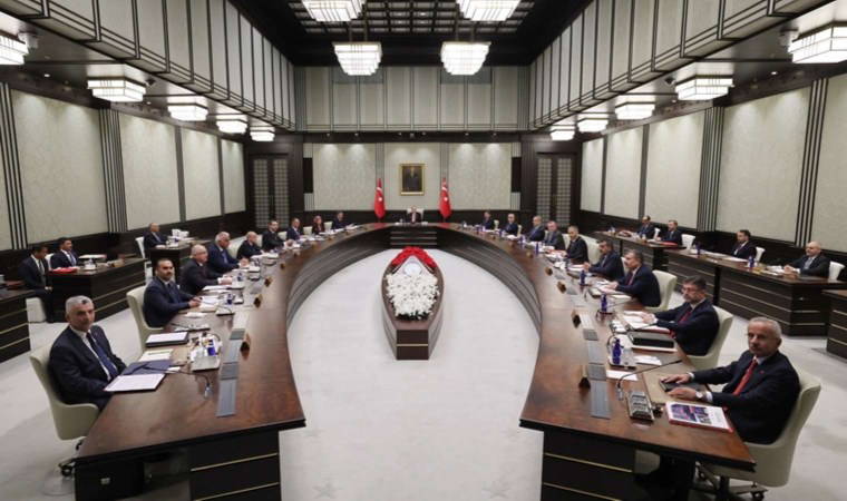 Son Dakika: Milyonların beklediği yılın ilk Kabine toplantısı başladı: Emekli maaşları ne kadar artacak?