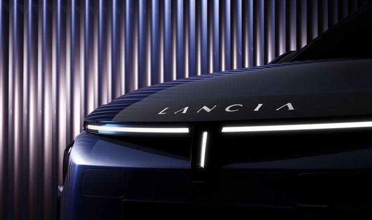 Yeni Lancia Ypsilon TV çekiminde objektiflere yakalandı...