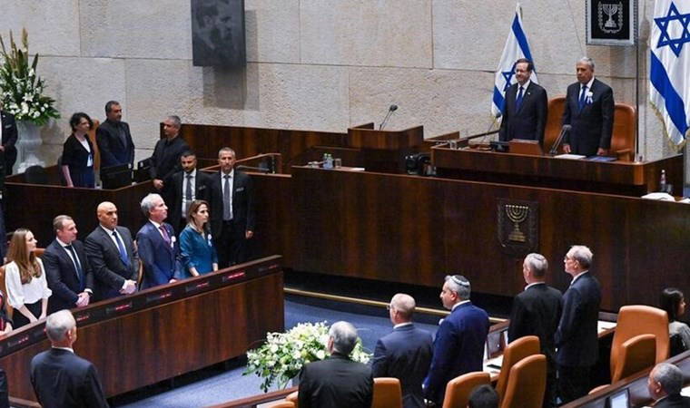 İsrail'de İşçi Partisi, esirleri evine döndüremeyen Netanyahu hükümetine gensoru vermeye hazırlanıyor