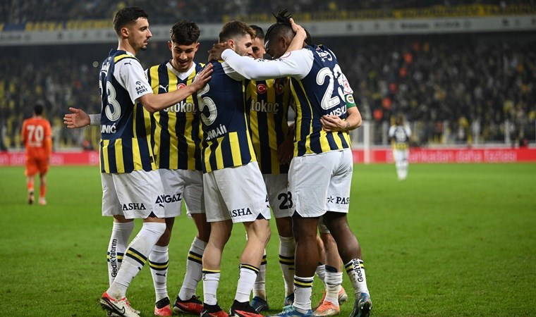 Spor yazarları Fenerbahçe - Adanaspor maçını yorumladı: 'Gözünü Atina'daki finale dikebilir'