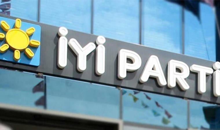 İYİ Parti'de deprem... Sultangazi ilçe teşkilatı istifa etti: 'İmamoğlu’nu destekleme kararı aldık'