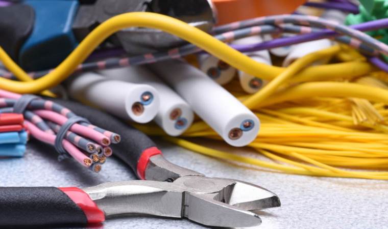 Uzmanı uyarıyor: “Yanlış kablo seçimi can ve mal kaybına sebep olabilir”