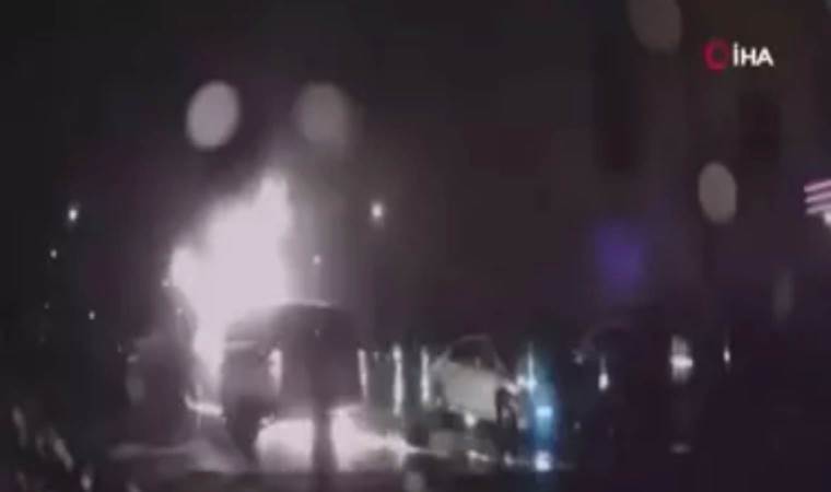 ABD'de dehşet dolu anlar: Benzin bidonu yüklü araç kalabalığın arasına daldı!