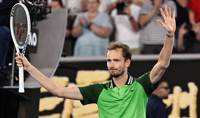 Daniil Medvedev ile Alexander Zverev, Avustralya Açık'ın 3. turunda hata yapmadı!