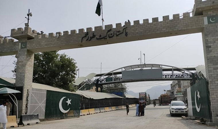 Afganistan ve Pakistan sınırında gerilim: Güvenlik güçleri arasında çatışma çıktı