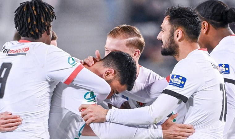 Olaylı maçta Farioli, Riera'yı kupa dışına itti!