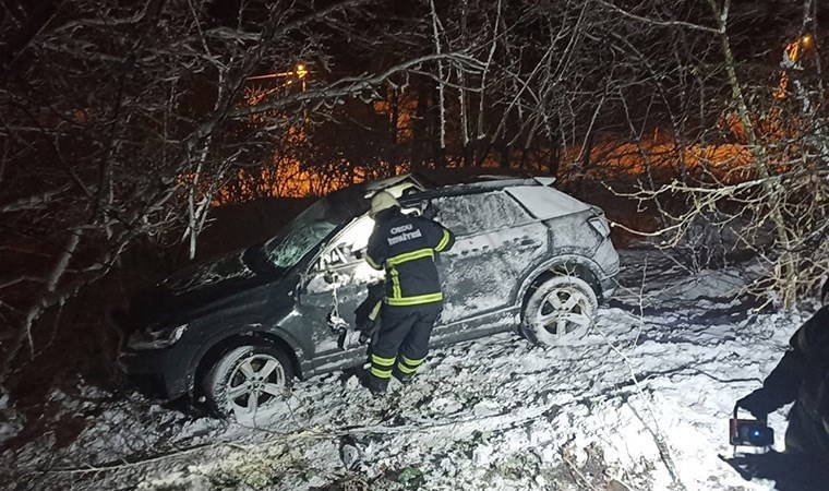 '30 metrelik' uçurumdan yuvarlanan otomobilin sürücüsü öldü