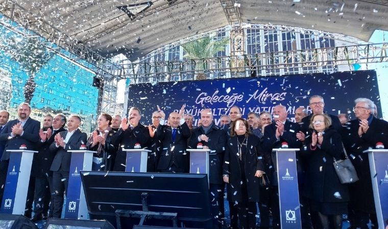 İzmir’de toplu açılış töreni gerçekleştiren Soyer projelerini tanıttı