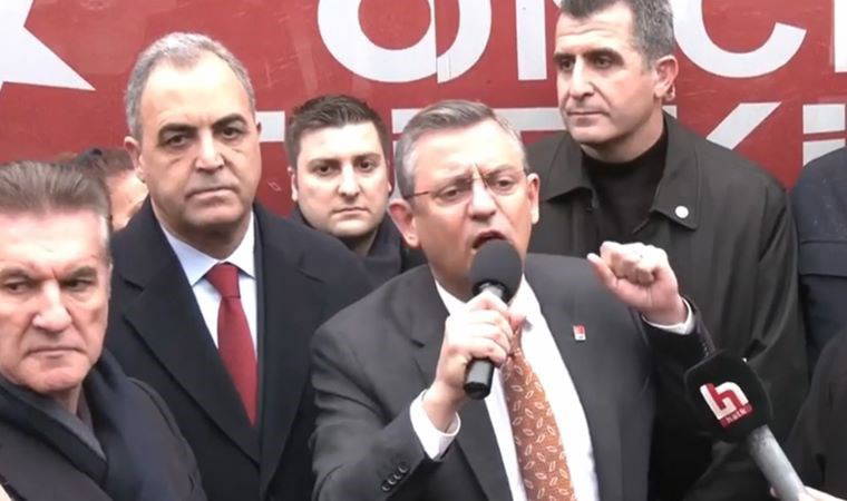 Özgür Özel: Şanlı bayrağımızı ve CHP bayrağını Dersim Belediyesi’ne asacağız