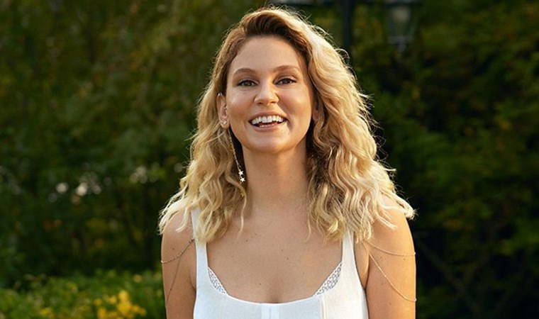 Farah Zeynep Abdullah 'Çirkin ve iğrençsin' diyen takipçisini ifşa etti: 'Özür dilerim güzellik...'