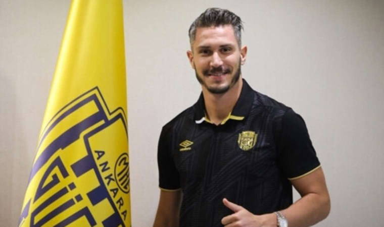 Mert Çetin'den Dzeko itirafı: 'Roma'daki ilk maçımdan sonra...'