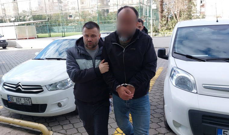 Evine gelip eşini rahatsız edeni bıçakladı