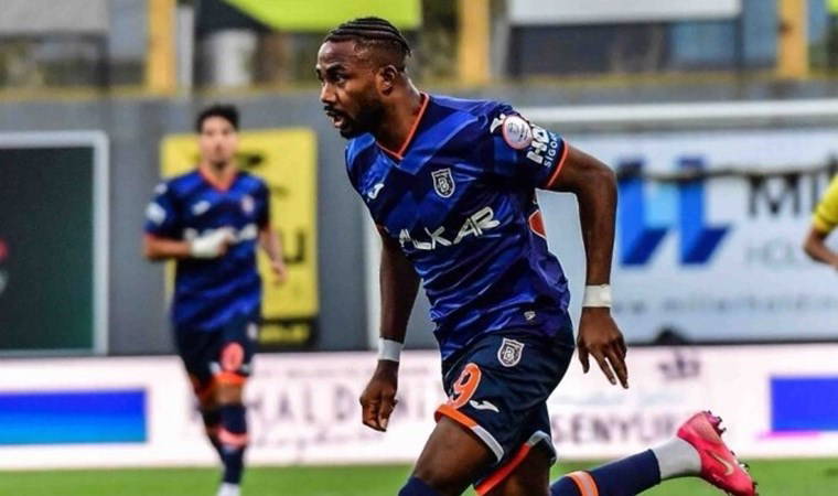 Başakşehir, Emmanuel Dennis ile yollarını ayırdı!