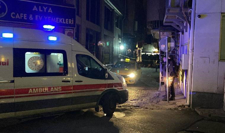 Gece kulübünde silahlı çatışma: 2’si polis 5 yaralı
