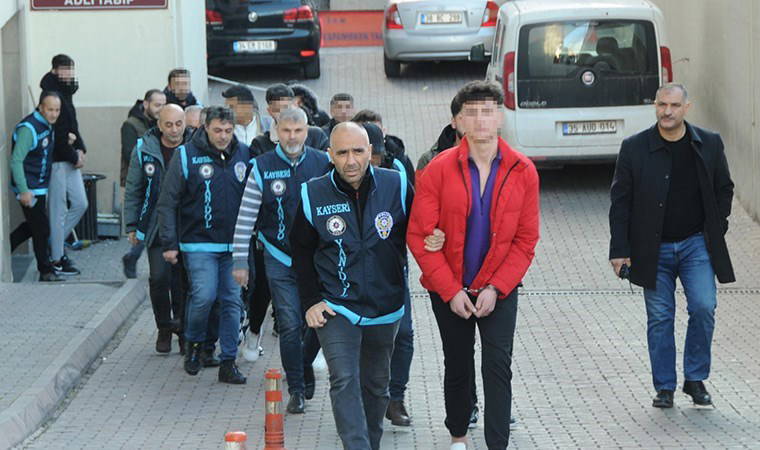 Kayseri'de yasa dışı bahis oynayanlara operasyon: 27 gözaltı