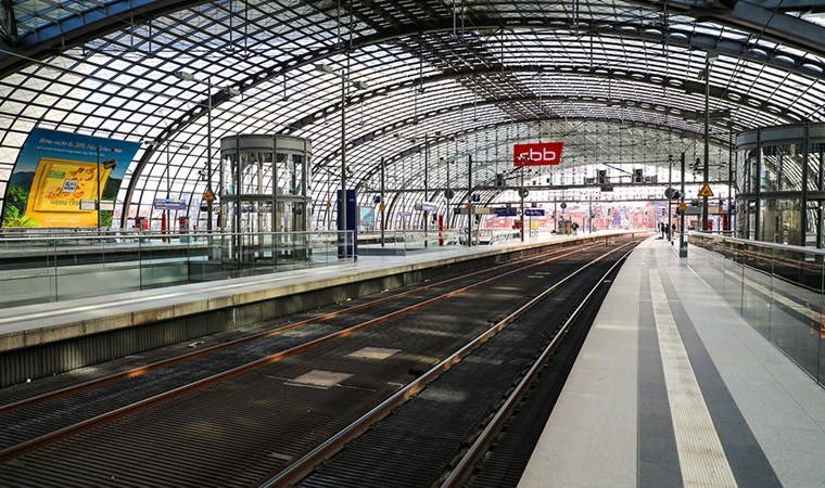 Almanya'da makinistlerden bir ayda ikinci grev