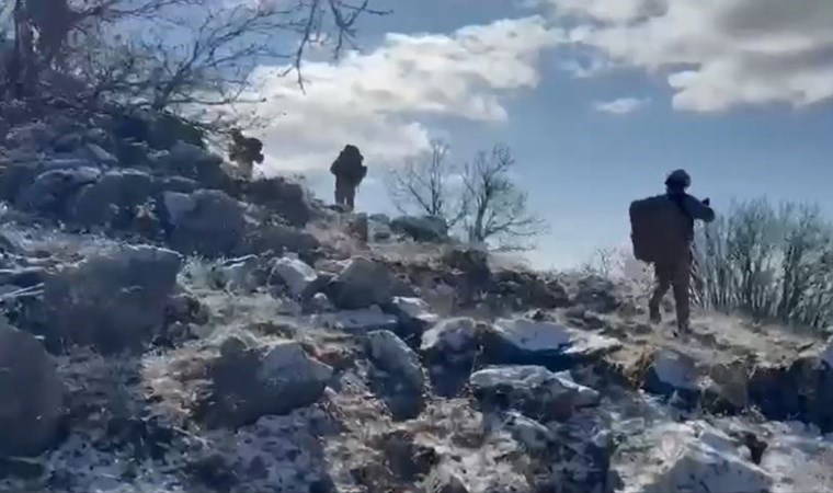 Diyarbakır’da teröristlerin kullandığı 10 sığınak ve 2 mağara imha edildi