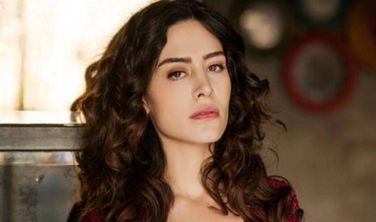 Ünlü oyuncu Belçim Bilgin'den itiraf: 'Adımı değiştirmeyi düşünüyorum'