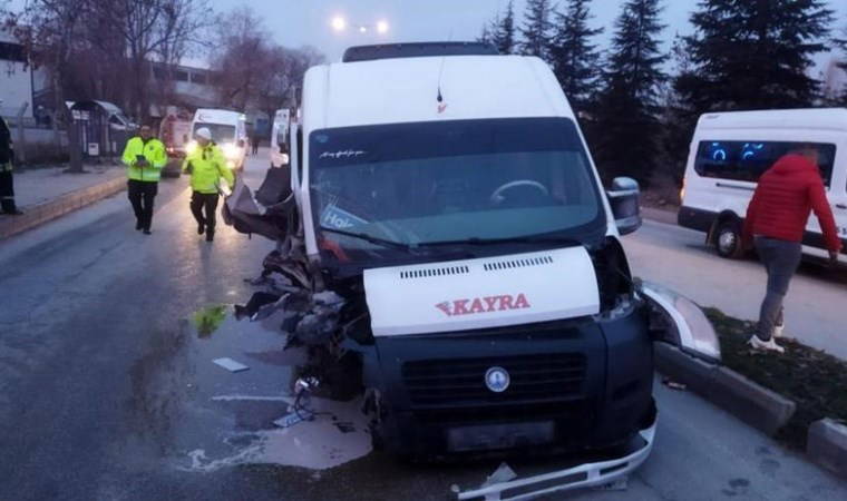 İşçi servisi kontrolden çıktı: Çok sayıda yaralı var!