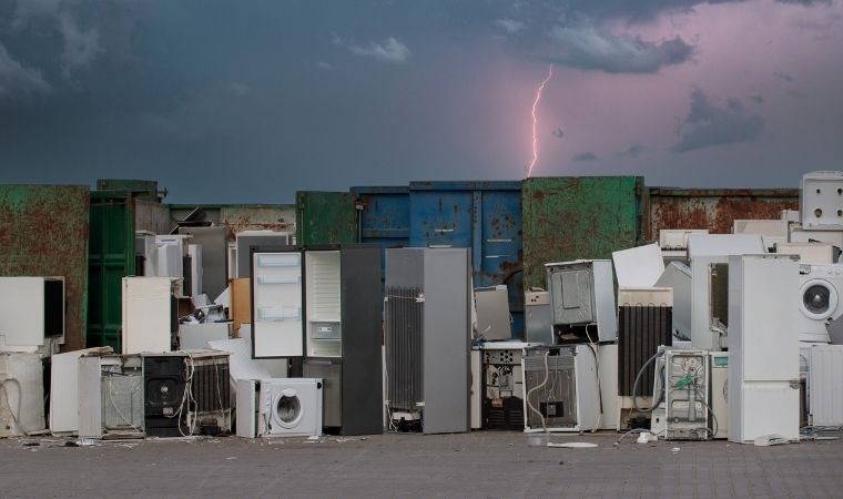 Ev kazalarını önlemek için 10 öneri: Küçük ev aletlerini güvenli kullanma rehberi...