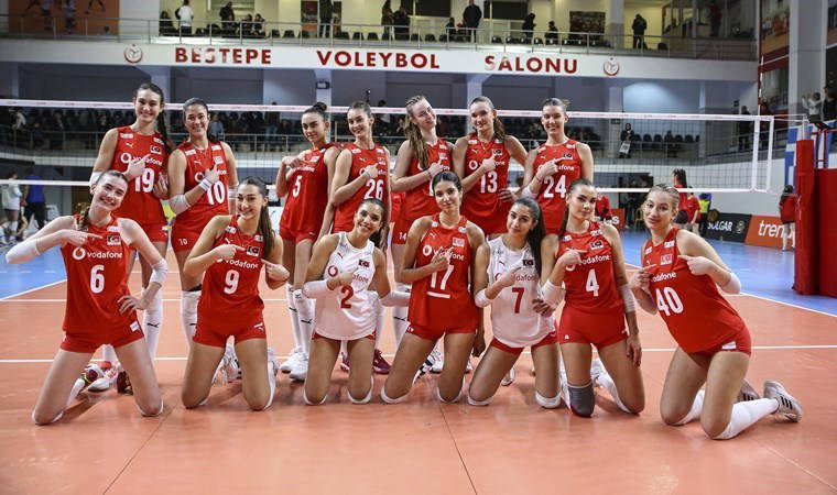 U20 Milli Voleybol Takımı namağlup finalde