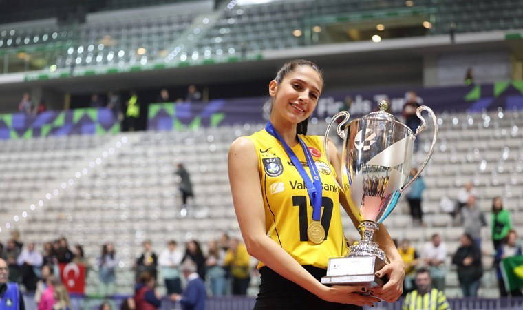 Derya Cebecioğlu yeniden VakıfBank'ta
