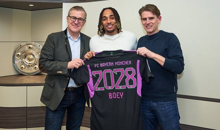 Galatasaray'dan Bayern Münih'e transfer oldu: Sacha Boey'dan ilk açıklama!
